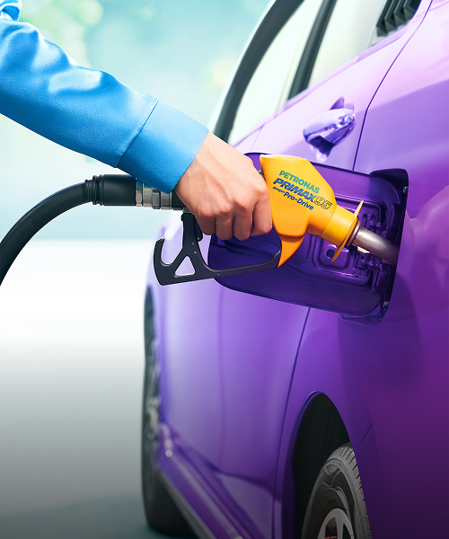 Filling up with PETRONAS PRIMAX 95